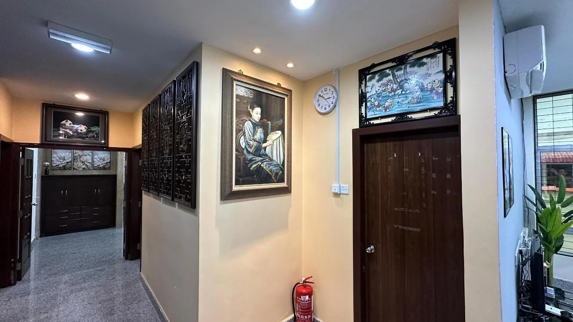 Spacious Air Terjun Semi-D 7Br 21Pax George Town Holiday home