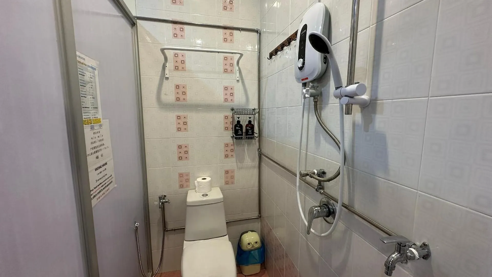 Holiday home Spacious Air Terjun Semi-D 7Br 21Pax George Town