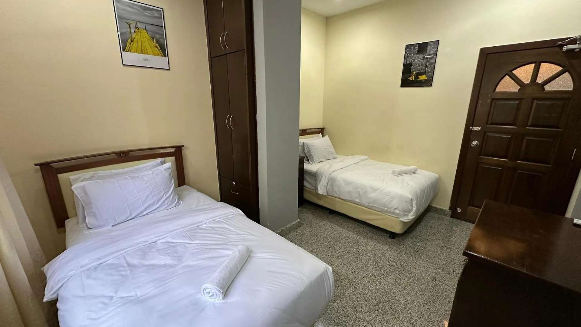 Holiday home Spacious Air Terjun Semi-D 7Br 21Pax George Town