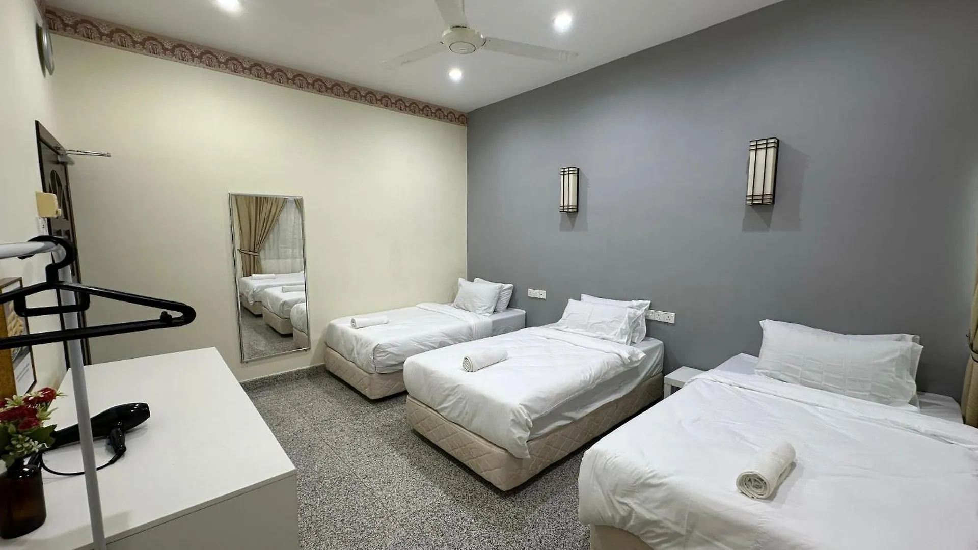 Holiday home Spacious Air Terjun Semi-D 7Br 21Pax George Town Malaysia