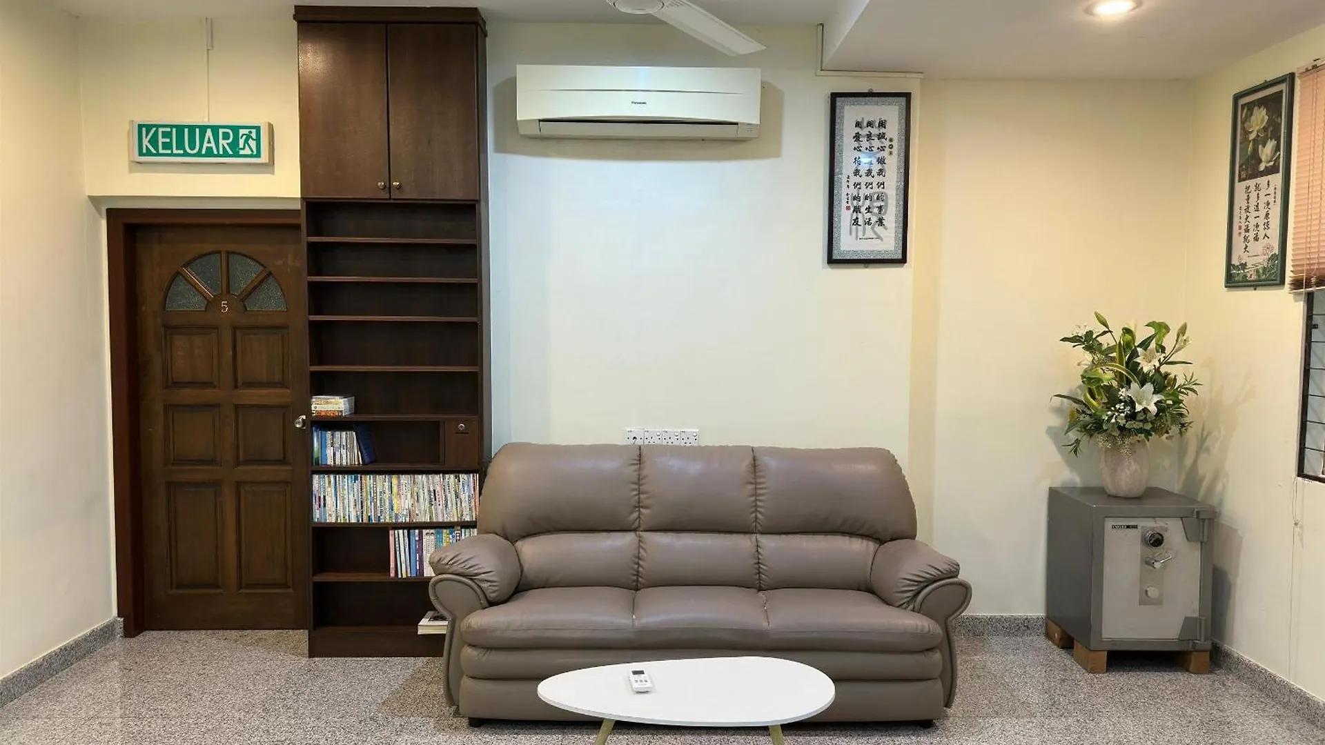 Spacious Air Terjun Semi-D 7Br 21Pax Джорджтаун Дом отдыха